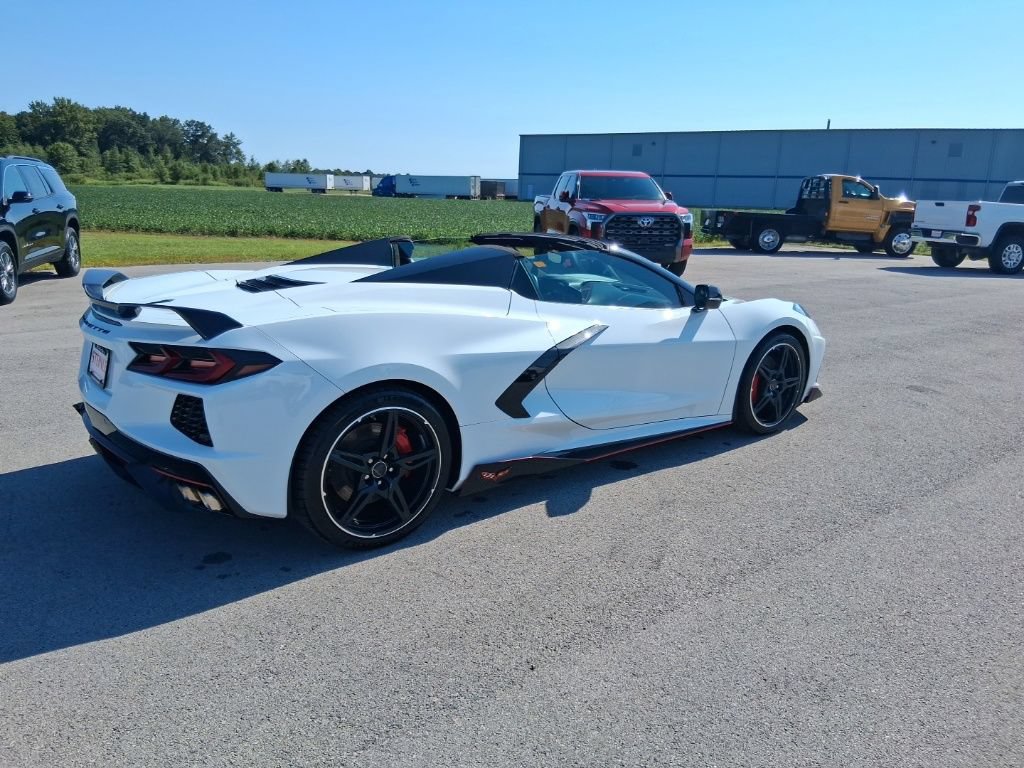 Used 2021 Chevrolet Corvette Stingray Premium Conv w/ Z51 Performance Package RWD image 7