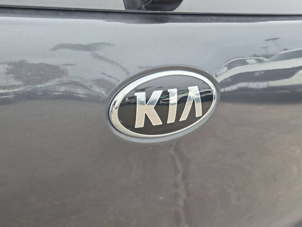Used 2018 Kia Niro EX Premium FWD image 31