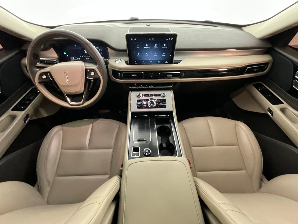 Used 2021 Lincoln Aviator 2WD image 10