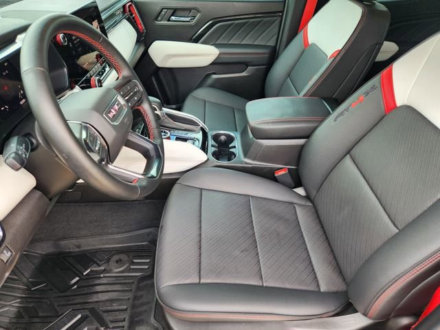 Used 2026 GMC Canyon AT4X AWD/4WD image 13