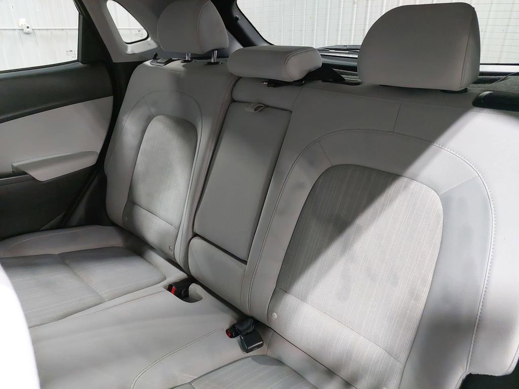 Used 2023 Hyundai Kona SEL image 13