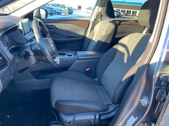 Used 2022 Nissan Rogue S image 14