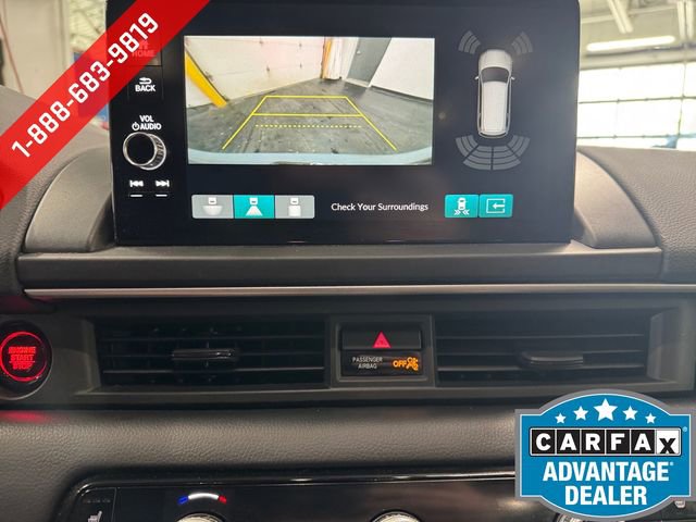 Used 2024 Honda Pilot Touring image 16