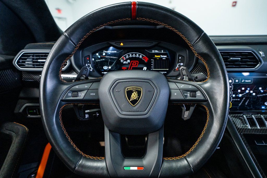 Used 2023 Lamborghini Urus Performante AWD/4WD image 37