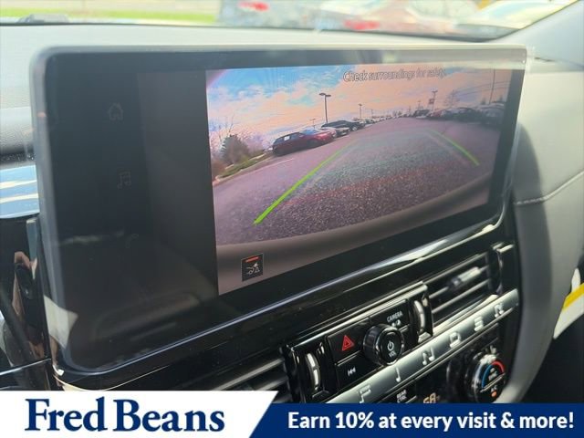 New 2026 Nissan Pathfinder SV image 17