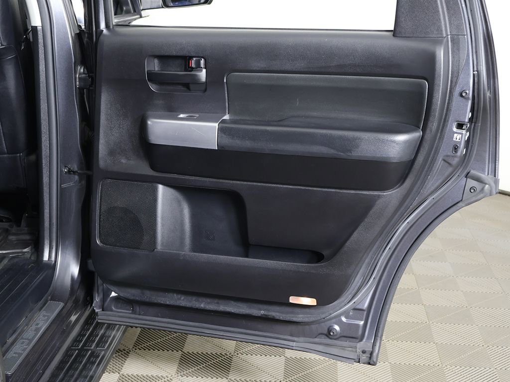 Used 2018 Toyota Sequoia TRD Sport image 28