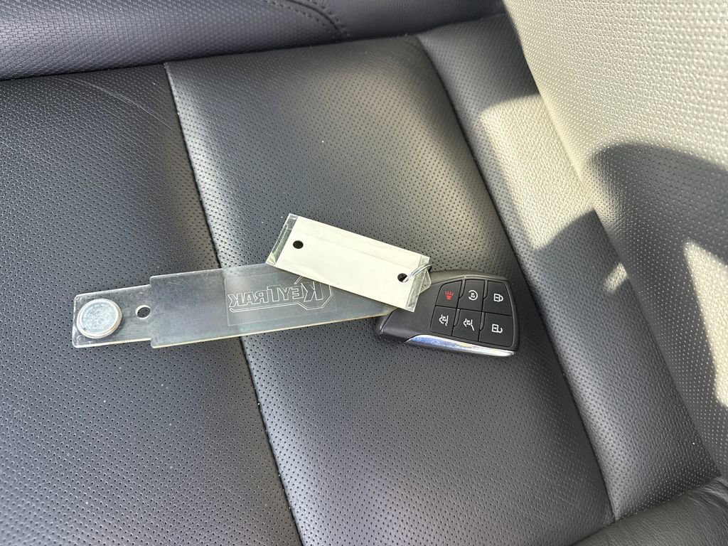 Used 2021 Chevrolet Tahoe RST w/ Luxury Package RWD image 33