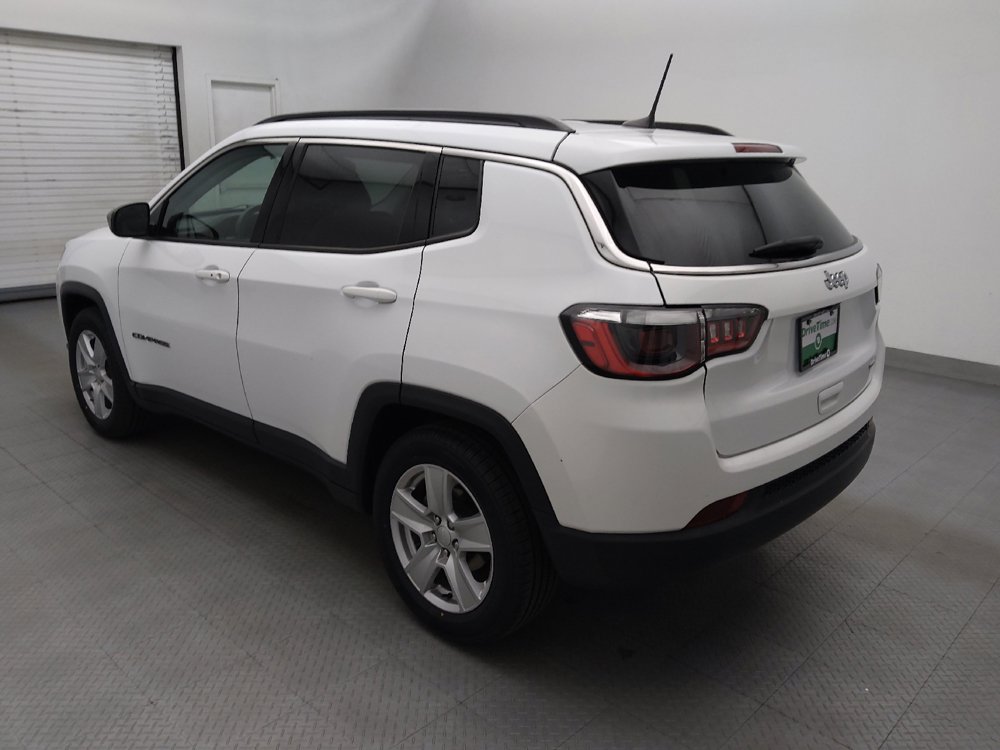 Used 2022 Jeep Compass Latitude FWD image 5
