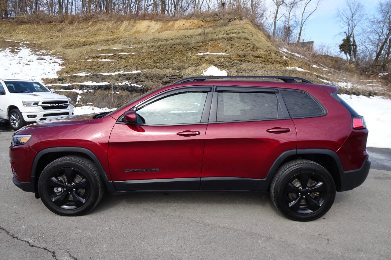 Used 2020 Jeep Cherokee Latitude Plus image 1