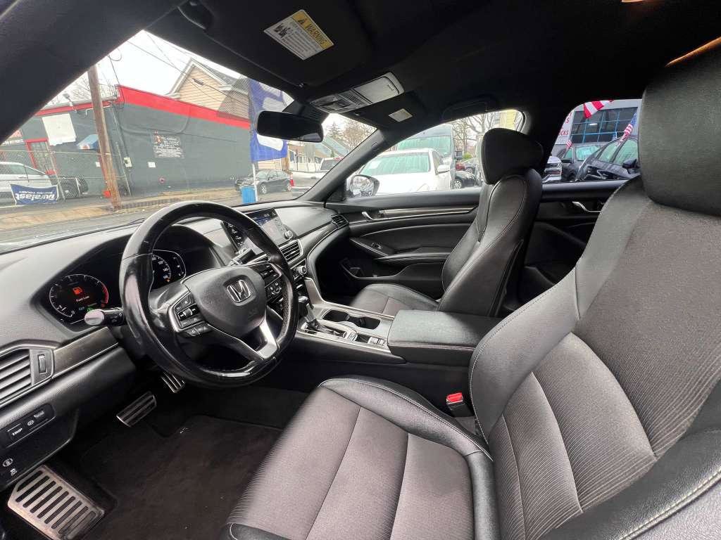 Used 2019 Honda Accord Sport image 17
