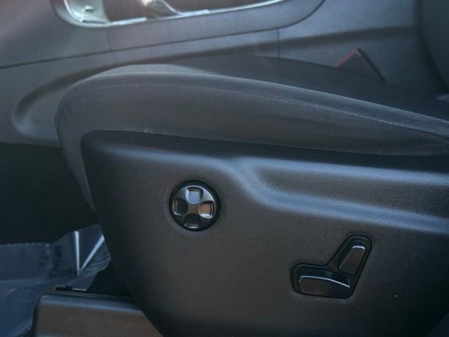 Used 2019 Jeep Grand Cherokee Laredo w/ Security & Convenience Group image 12