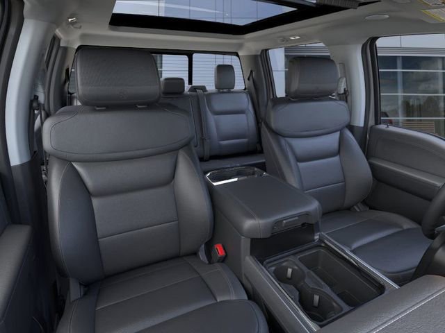 New 2026 Ford F250 Lariat w/ Black Appearance Package image 10