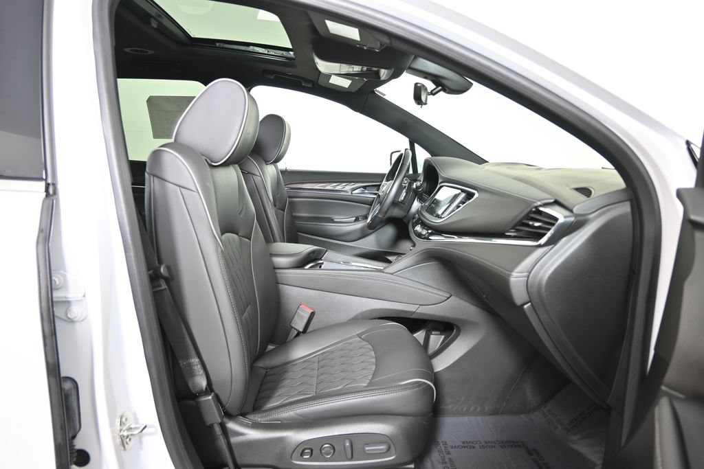 Used 2023 Buick Enclave Avenir w/ LPO, Floor Liner Package AWD/4WD image 13