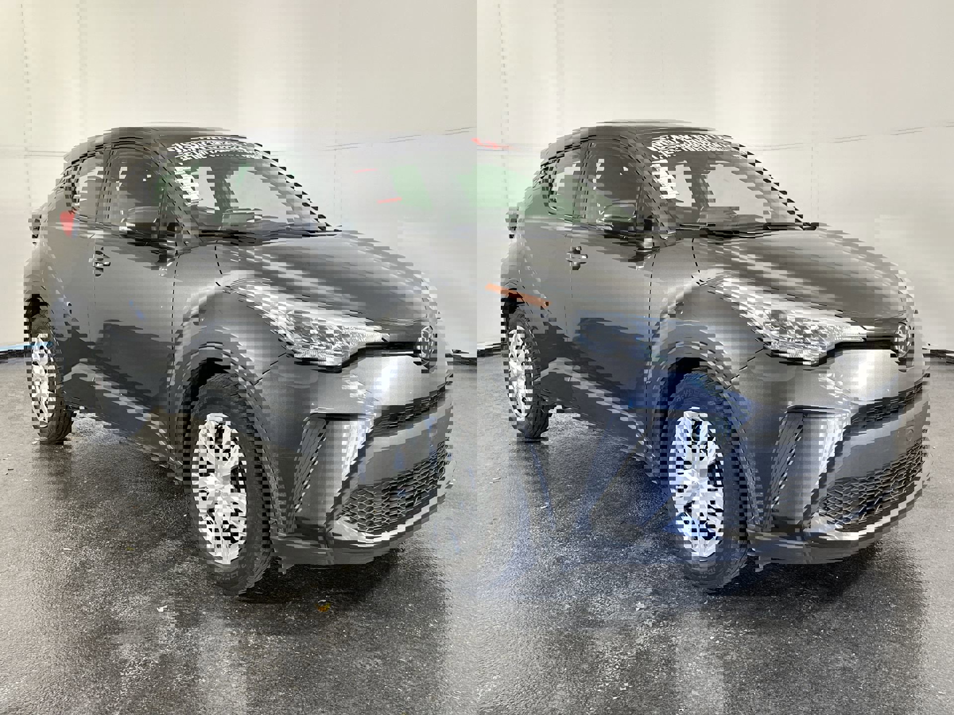 Used 2021 Toyota C-HR LE video 2
