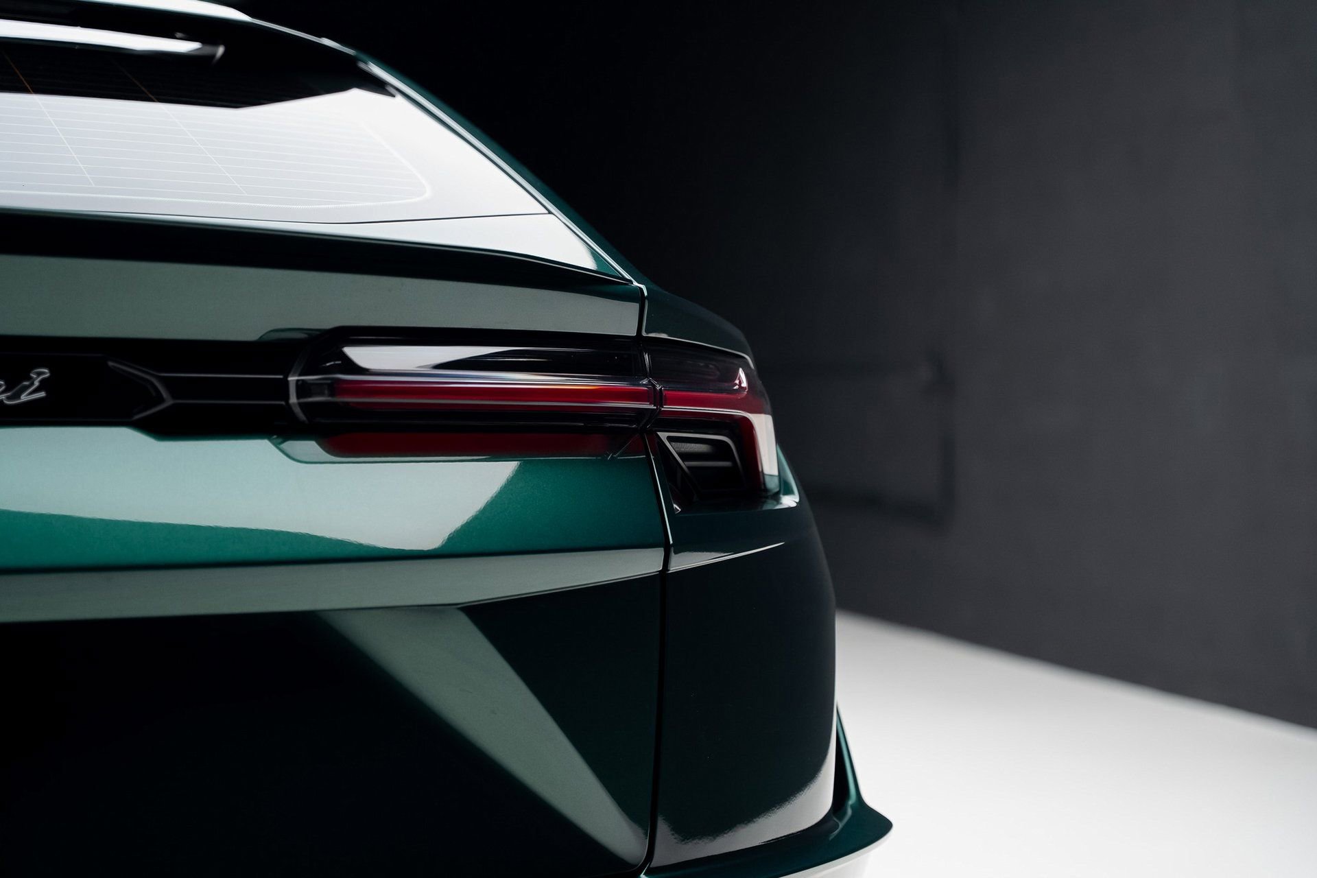 Used 2024 Lamborghini Urus S AWD/4WD image 30