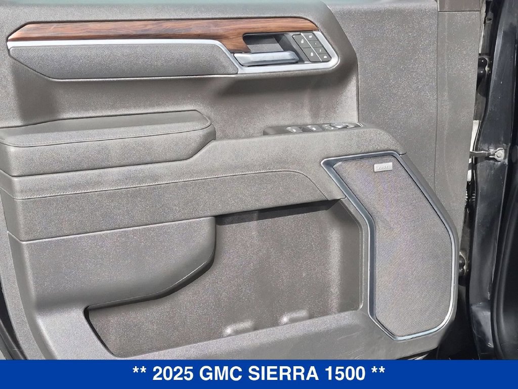 Used 2025 GMC Sierra 1500 SLT AWD/4WD image 15