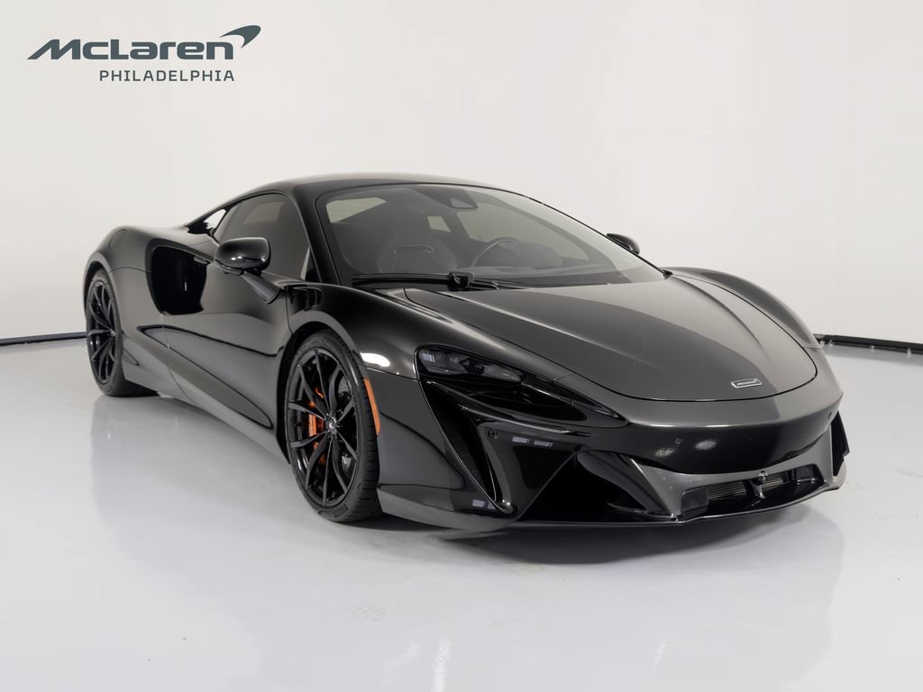 Used 2023 McLaren Artura RWD image 7