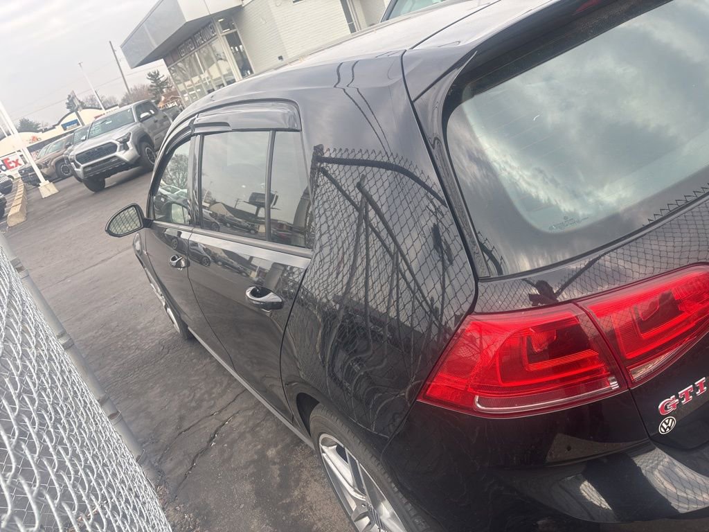 Used 2017 Volkswagen GTI Sport image 7