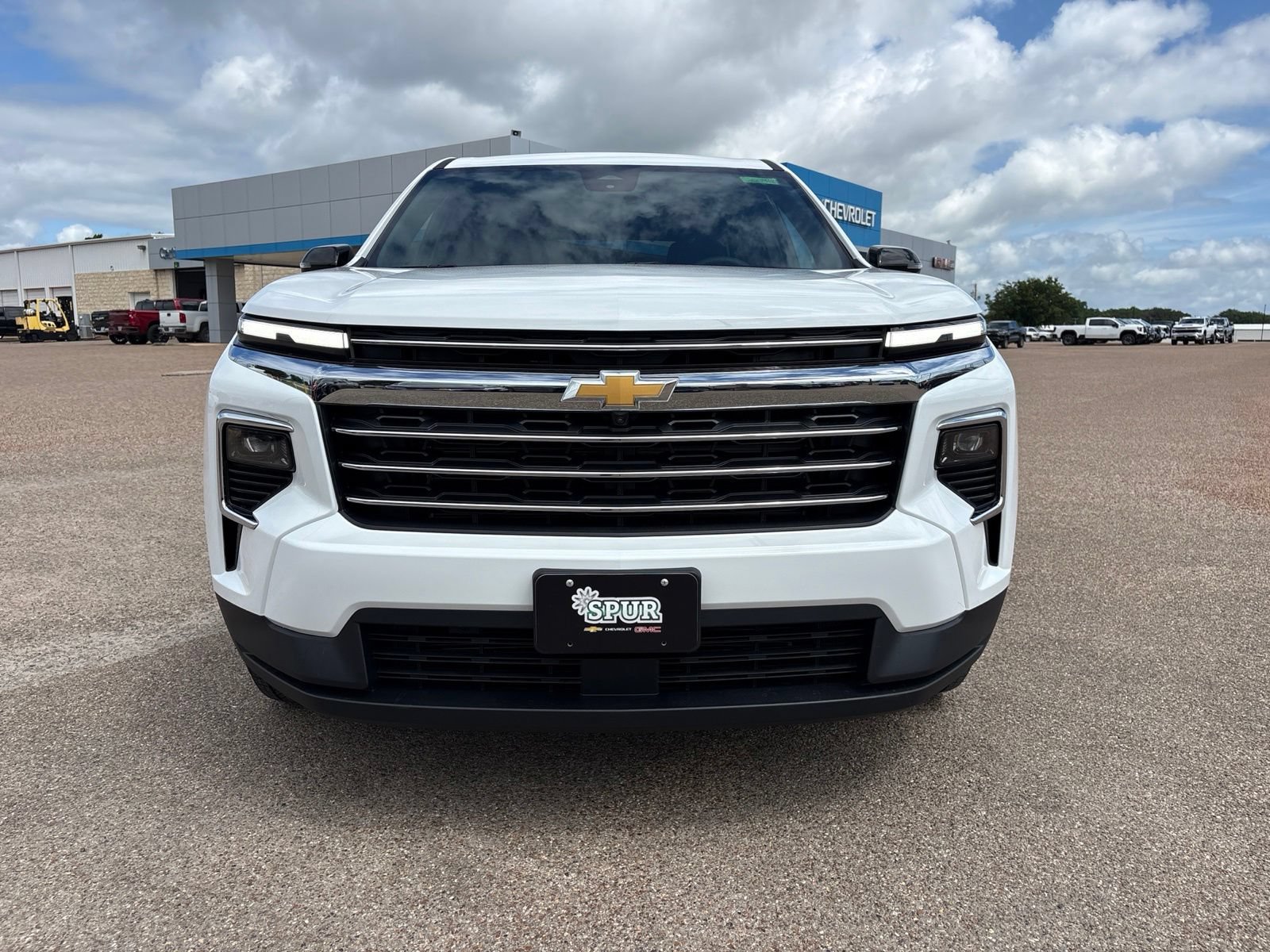 New 2026 Chevrolet Traverse LT w/ Driver Confidence Package FWD image 9