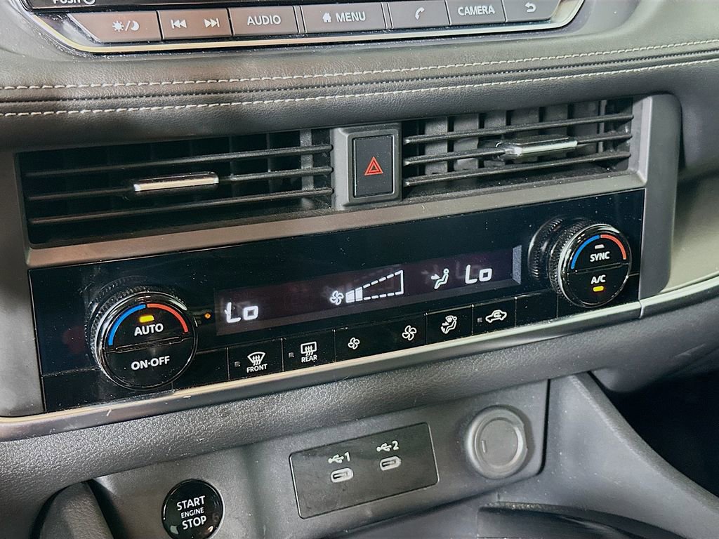 Used 2025 Nissan Rogue SV image 20