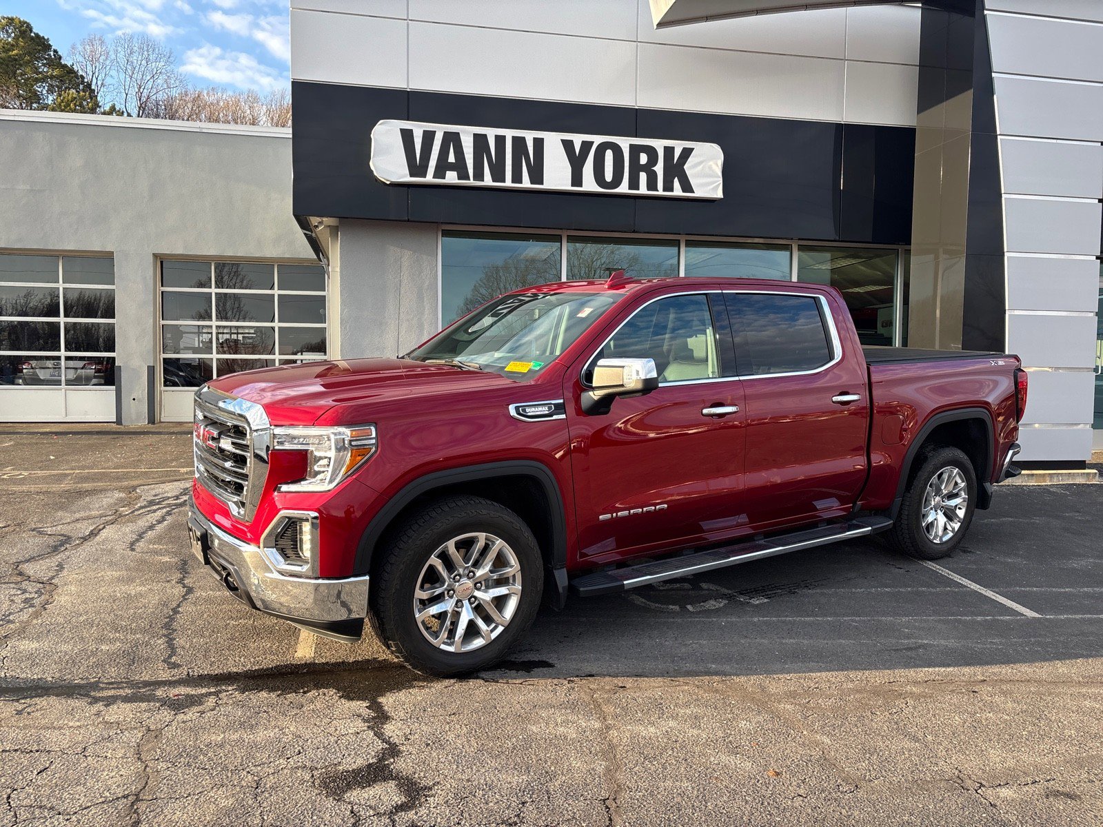 Used 2021 GMC Sierra 1500 SLT w/ SLT Premium Plus Package image 2