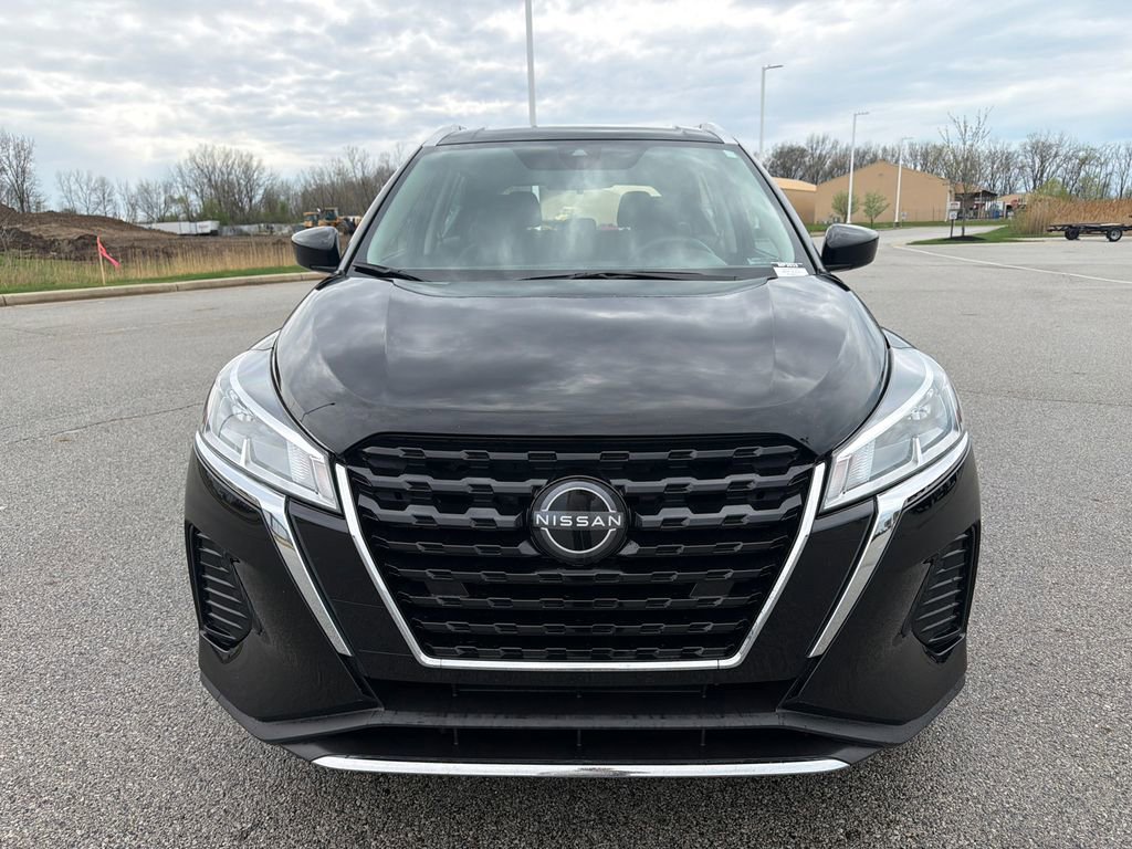 Used 2023 Nissan Kicks SV image 8