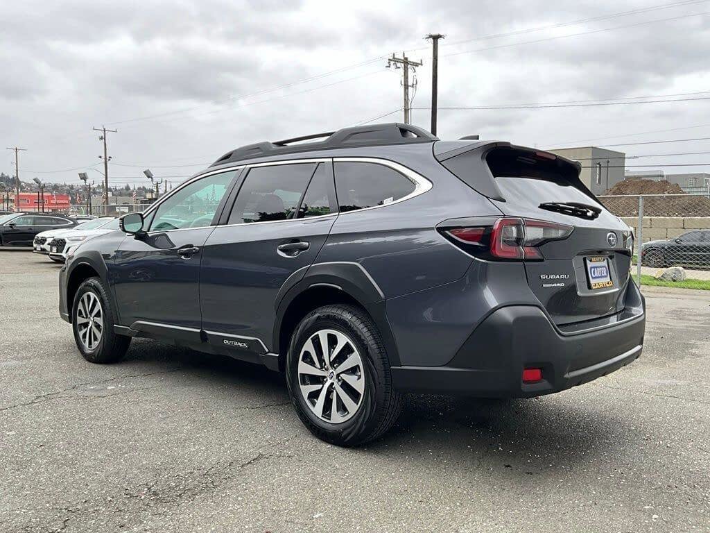 Certified 2023 Subaru Outback Premium image 7
