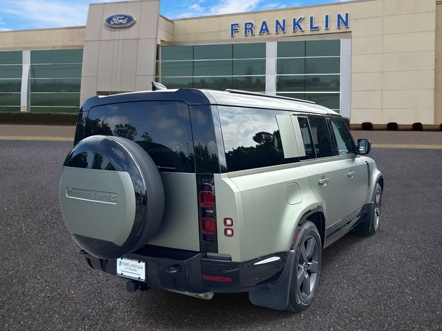 Used 2025 Land Rover Defender 130 X-Dynamic SE AWD/4WD image 7