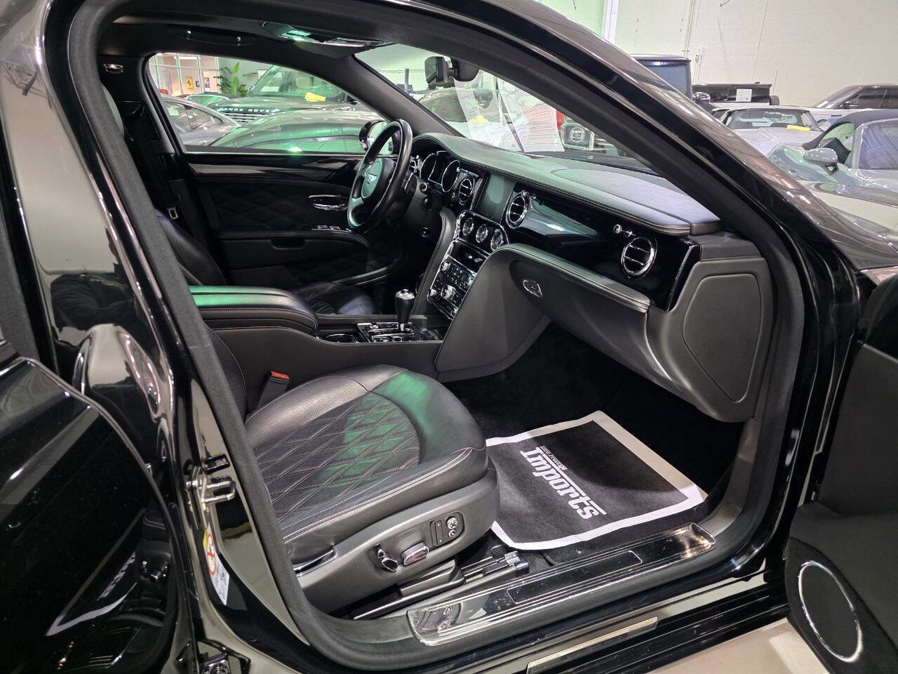 Used 2017 Bentley Mulsanne RWD image 28