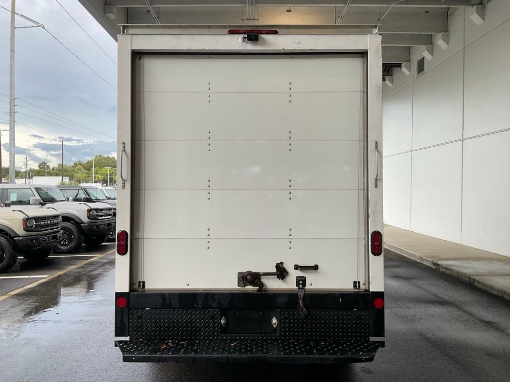 Used 2022 Ford Transit 350 DRW RWD image 4