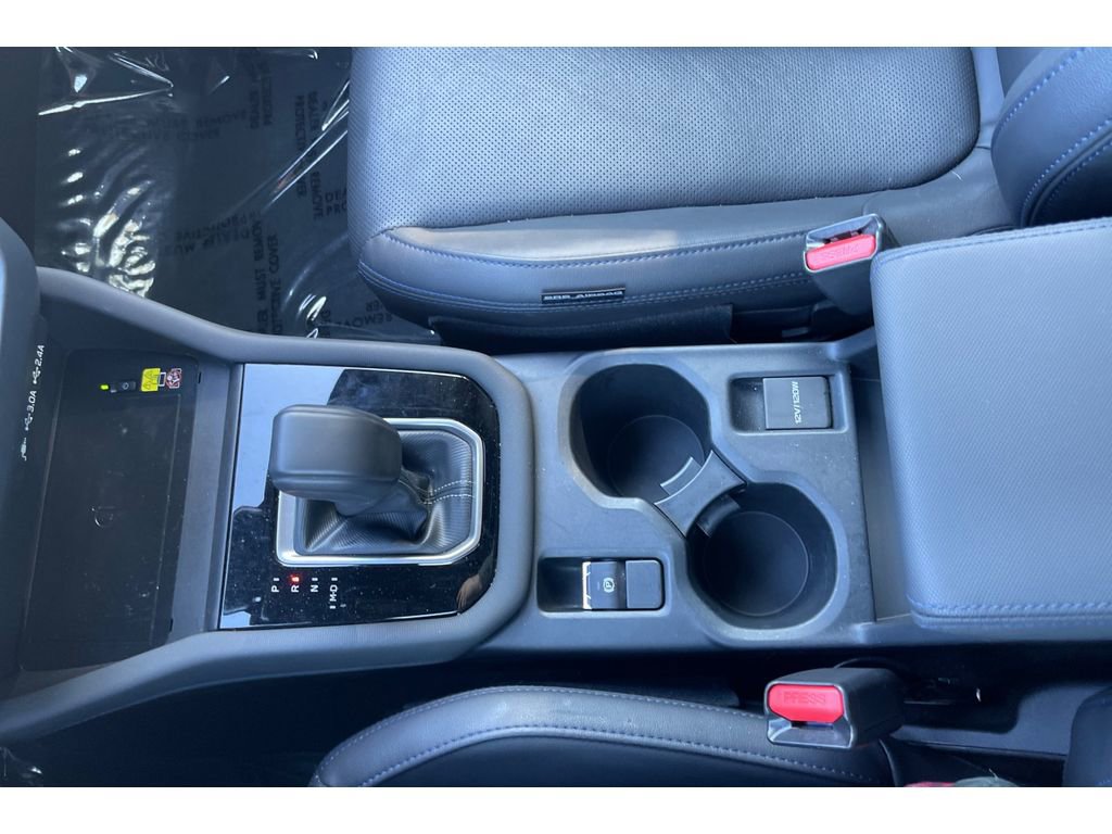 Used 2025 Subaru Forester Limited image 30