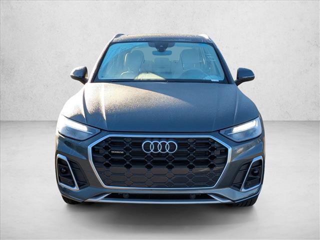 Used 2023 Audi Q5 2.0T Premium w/ Convenience Package image 2