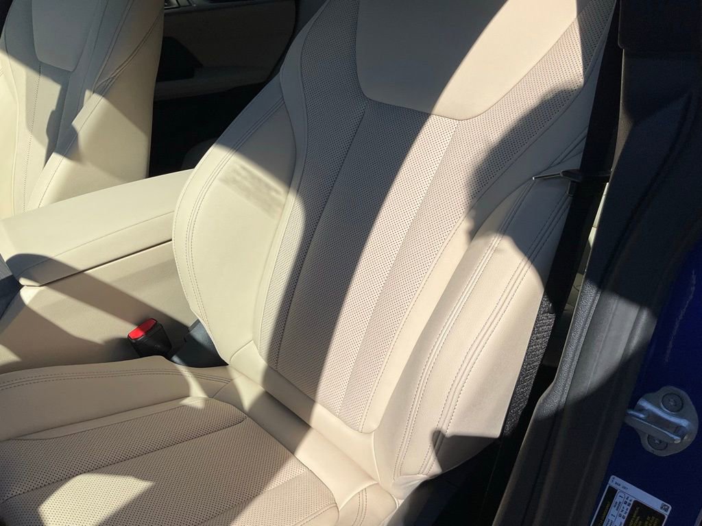 Used 2025 BMW i4 eDrive40 w/ M Sport Package image 18