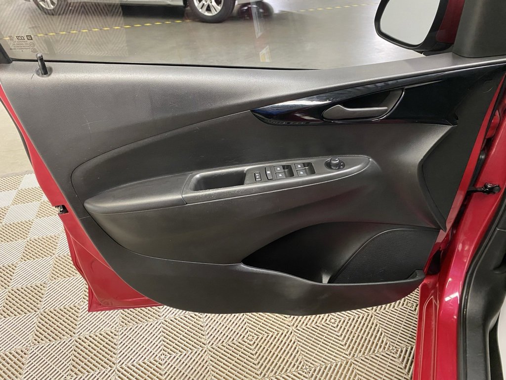 Used 2019 Chevrolet Spark LT image 17