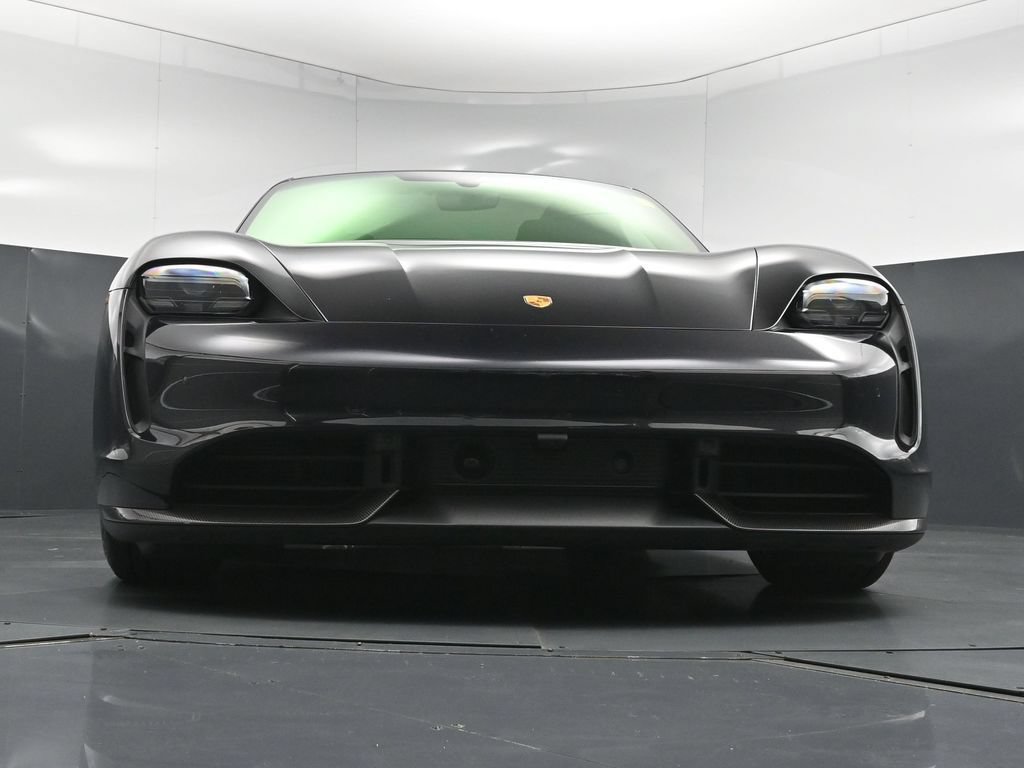 Certified 2024 Porsche Taycan Turbo S w/ Premium Package AWD/4WD image 32
