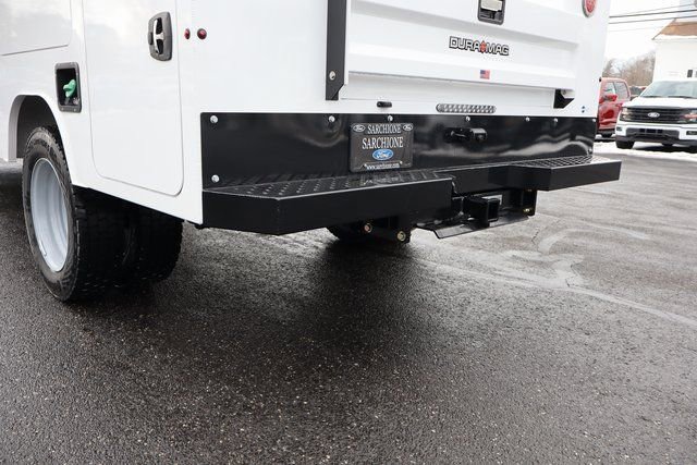 New 2026 Ford F550 4x4 Supercab Super Duty image 16