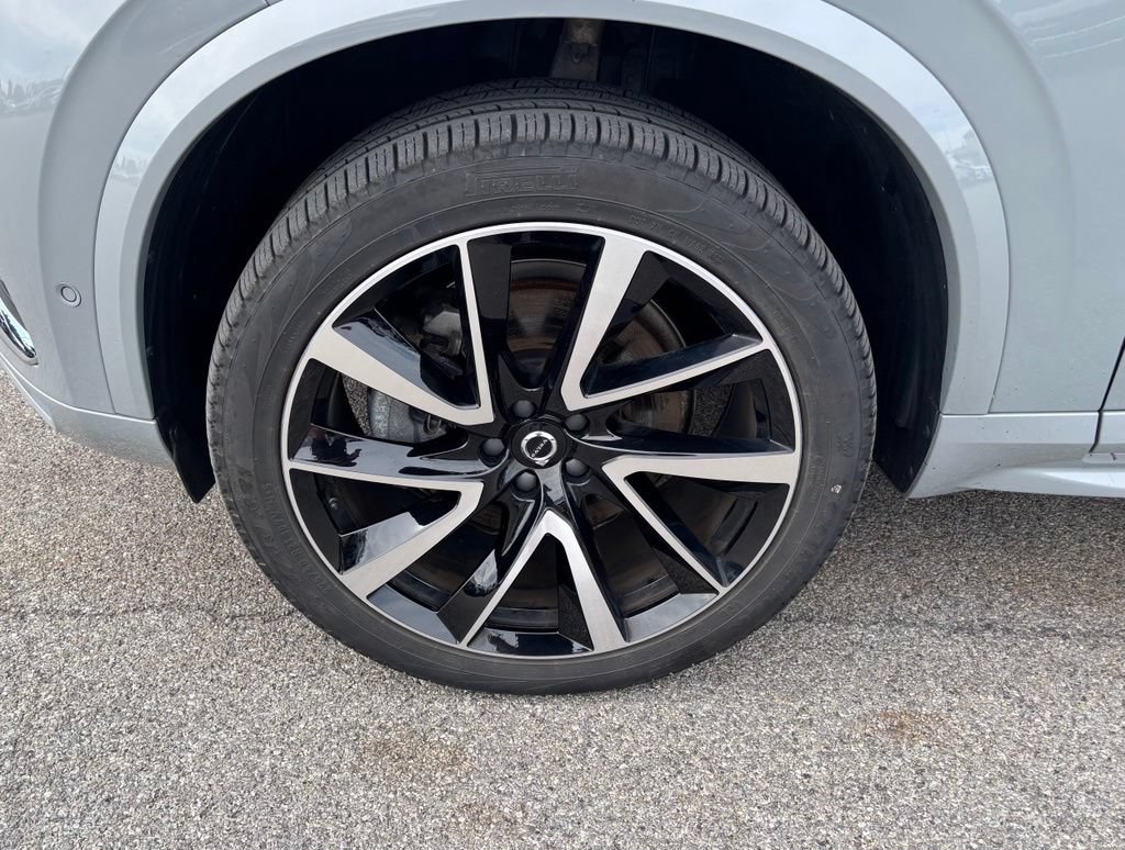 Used 2024 Volvo XC90 B6 Plus AWD/4WD image 33