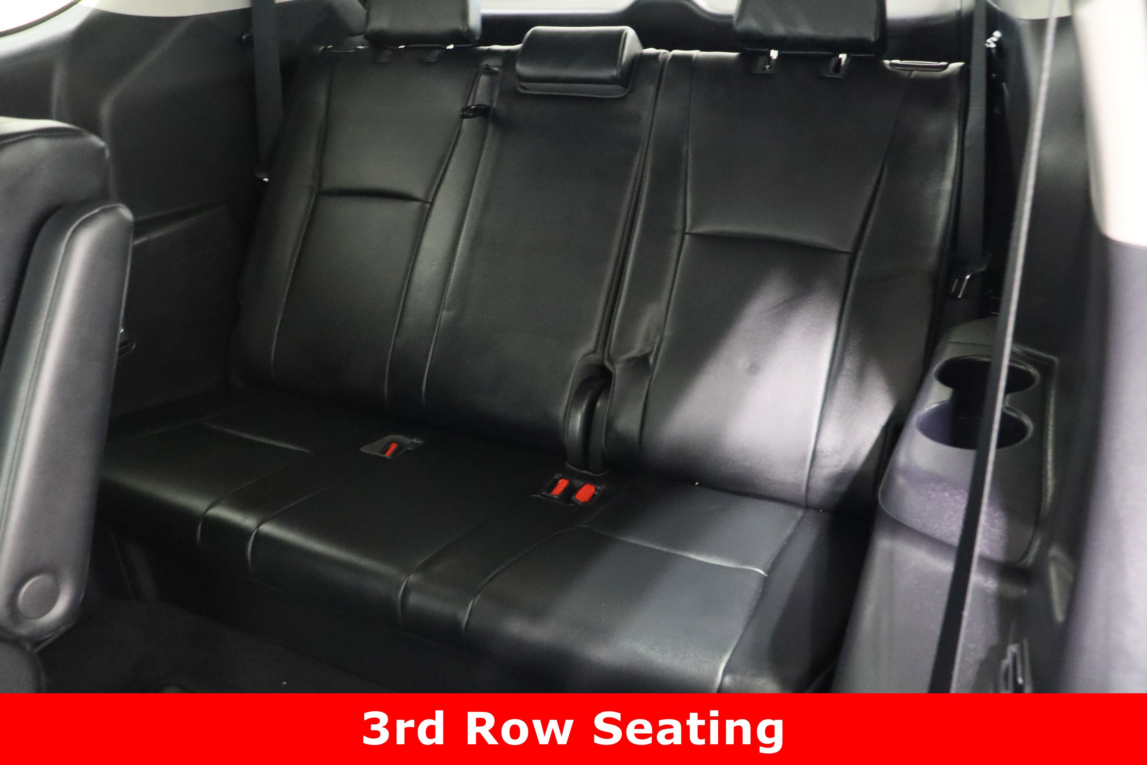 Used 2020 Toyota Highlander XLE image 34