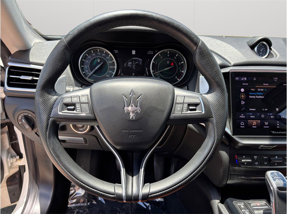 Used 2022 Maserati Ghibli Modena RWD image 28