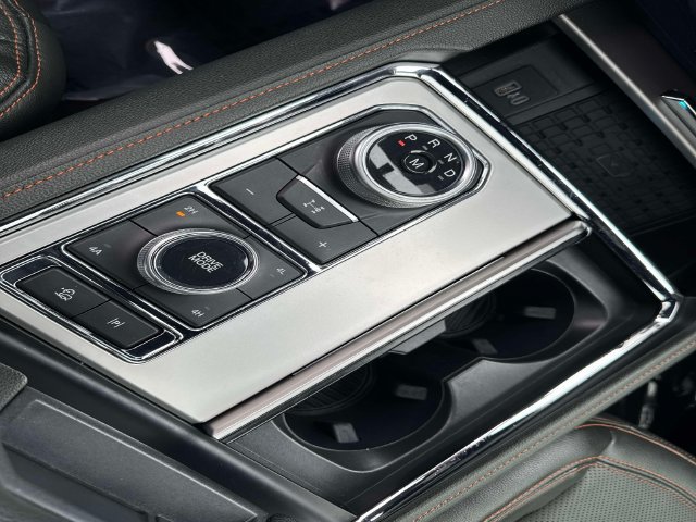 Used 2022 Ford Expedition Timberline AWD/4WD image 27
