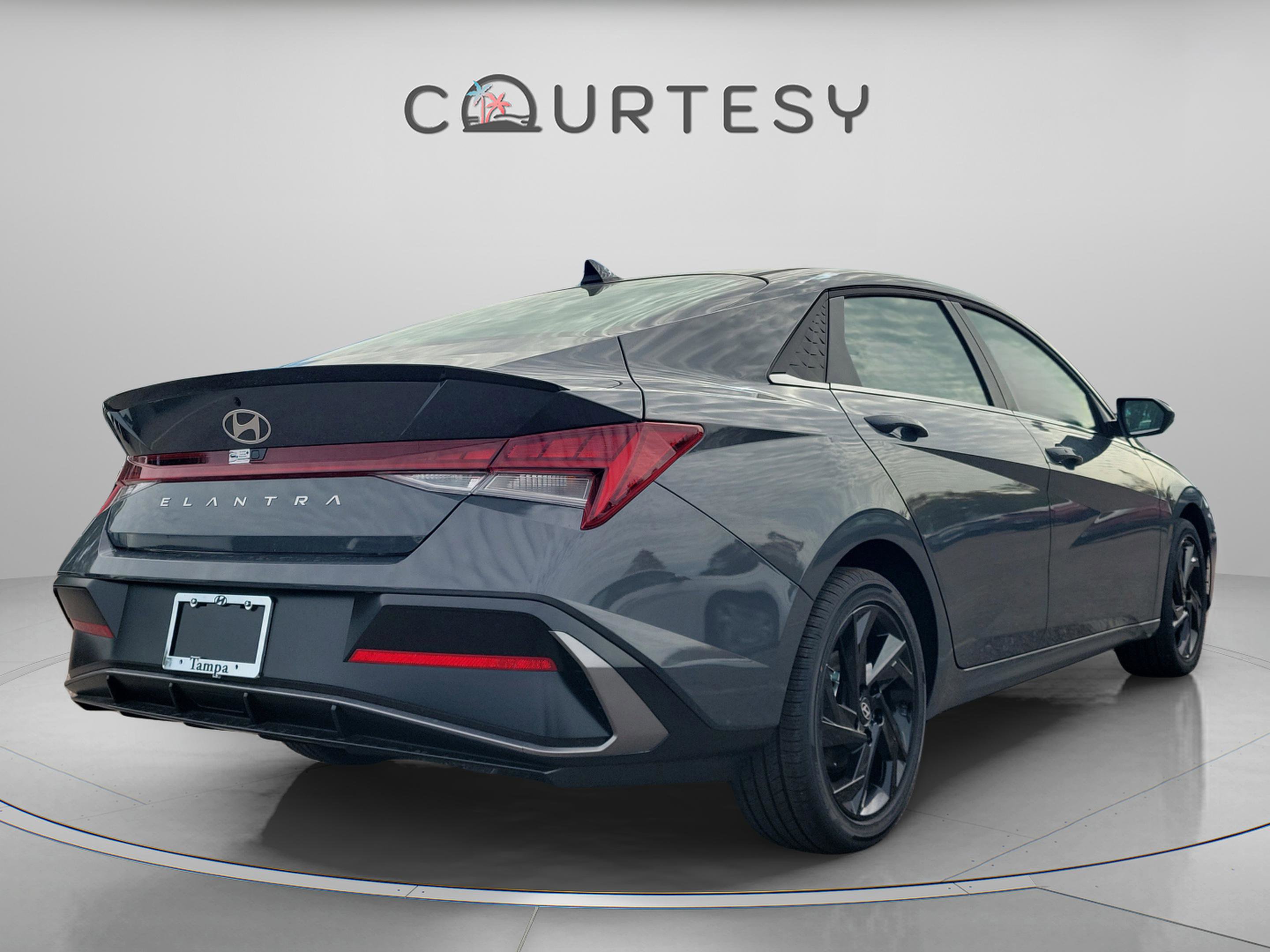 New 2026 Hyundai Elantra SEL Sport image 5