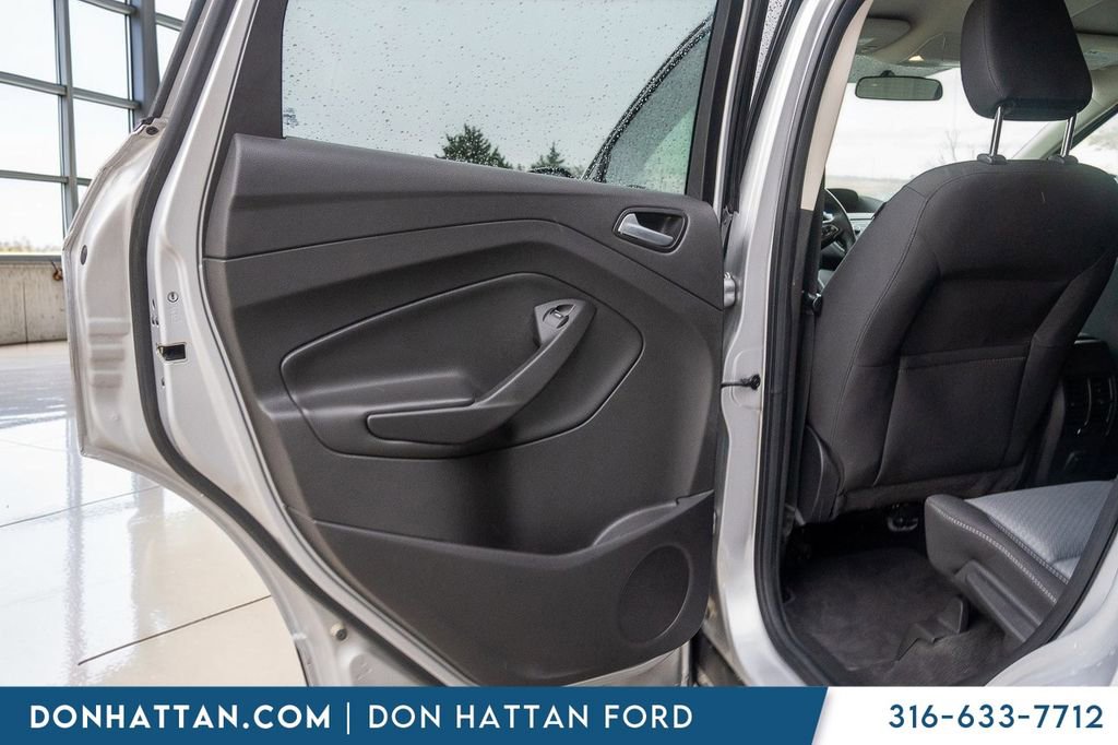 Used 2018 Ford Escape SE image 13