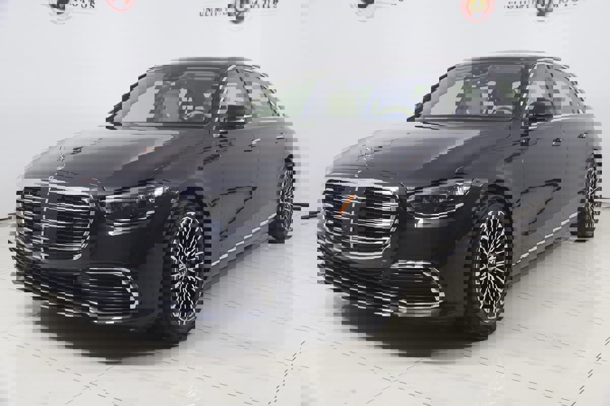 Used 2021 Mercedes-Benz S 580 4MATIC Sedan image 5