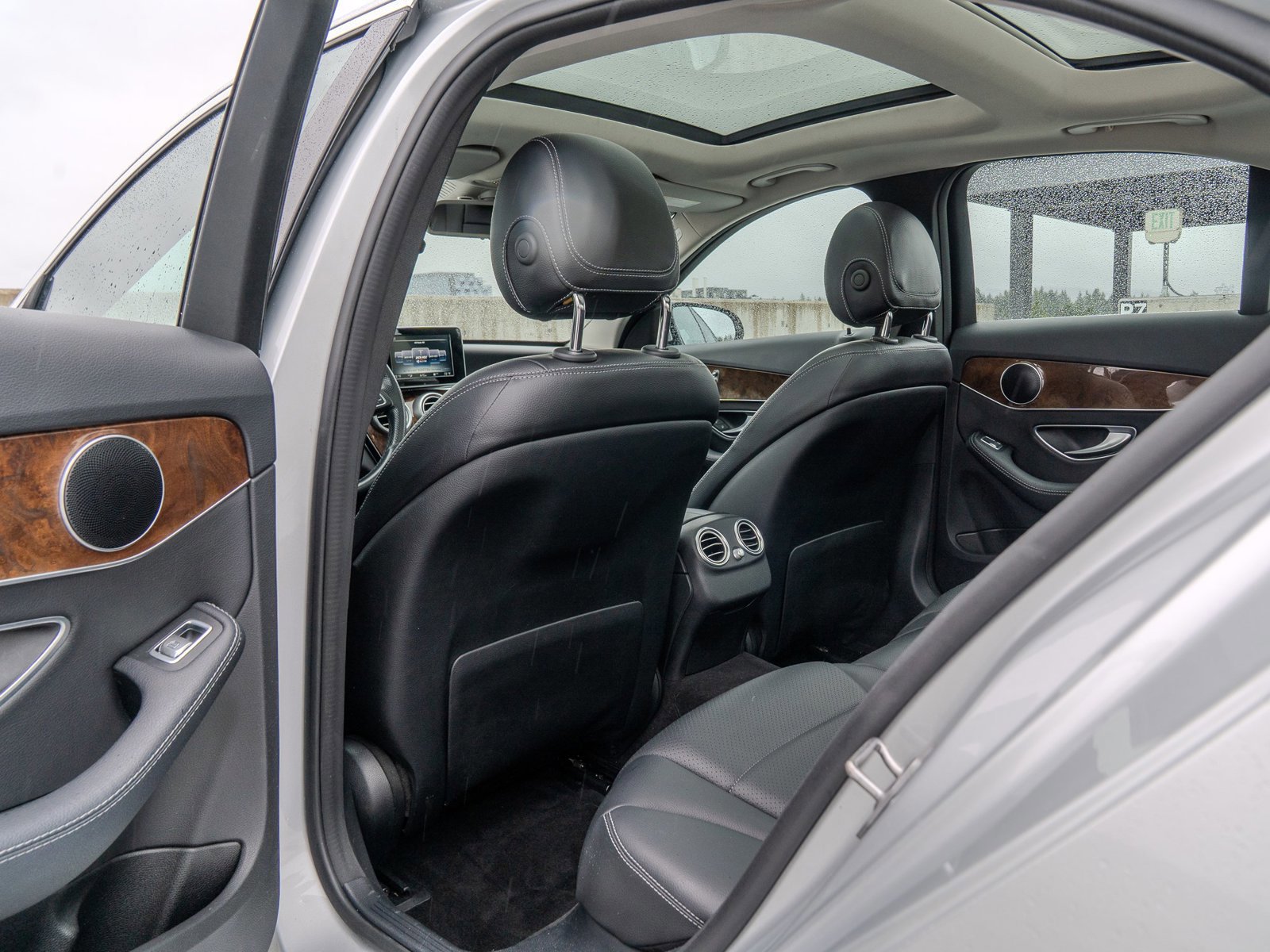 Used 2017 Mercedes-Benz C 300 4MATIC Sedan image 20