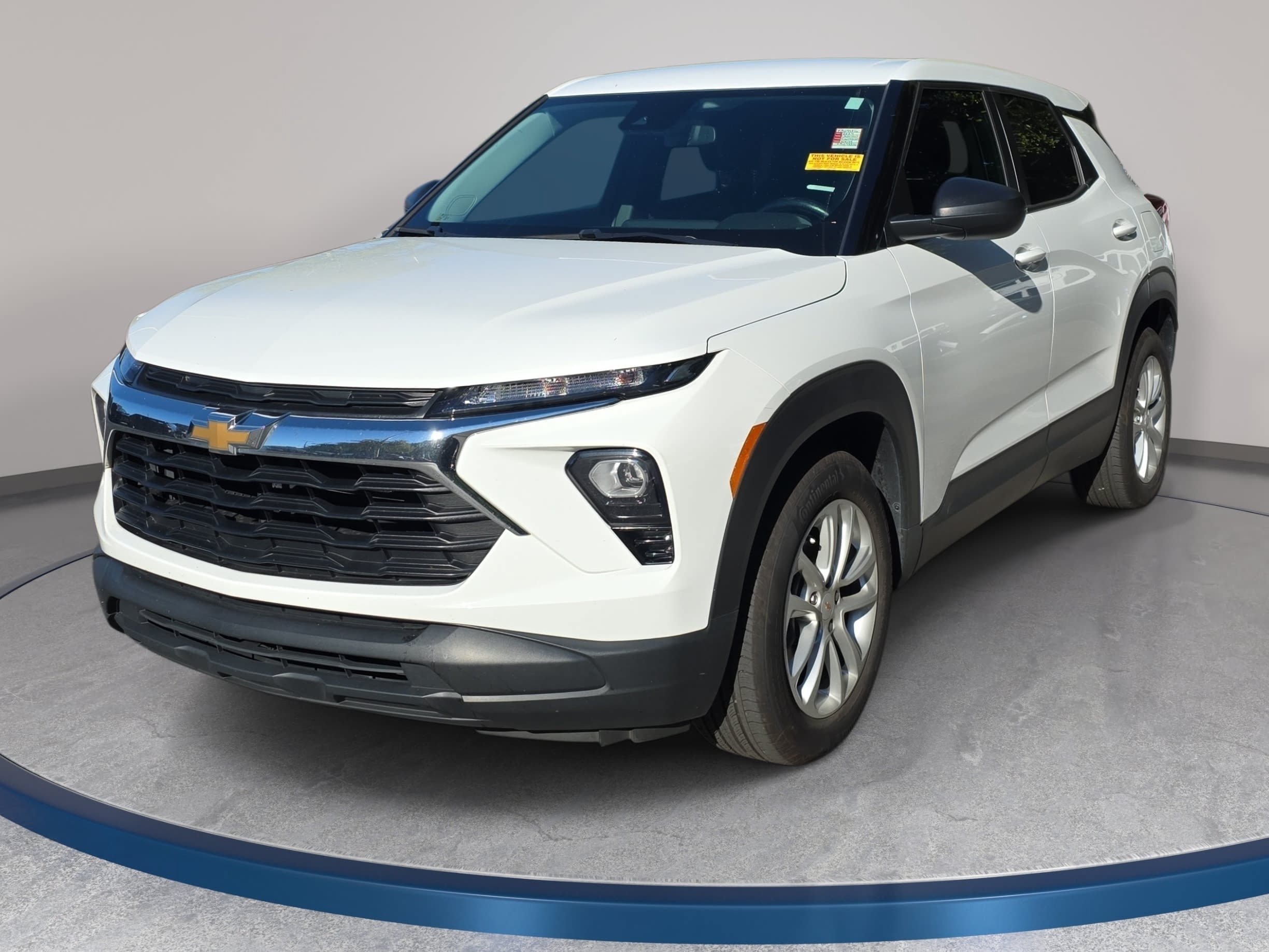 Used 2024 Chevrolet TrailBlazer LS w/ LS Convenience Package FWD image 1