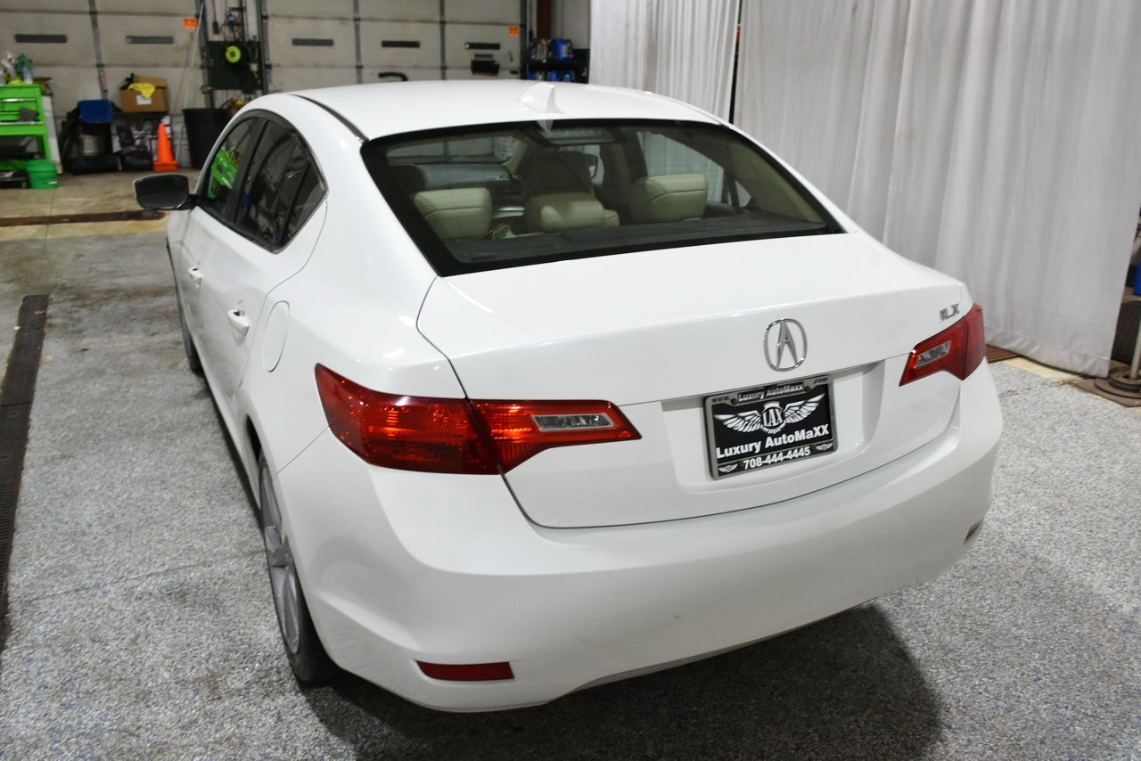 Used 2013 Acura ILX w/ Premium Package image 30