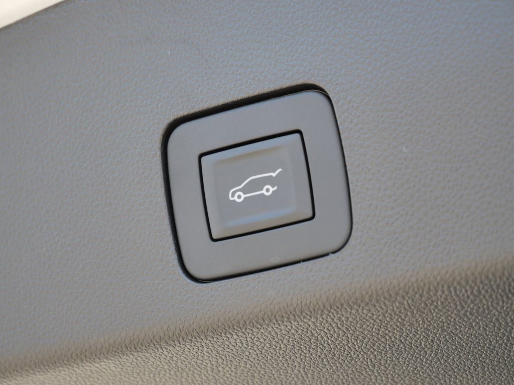 New 2026 Buick Encore GX Avenir w/ Avenir Technology Package image 30