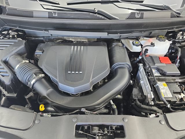 Used 2026 Chevrolet Traverse Z71 w/ Driver Confidence Package AWD/4WD image 32