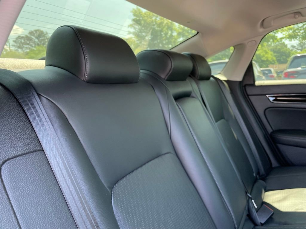 Certified 2022 Honda Civic Touring image 37