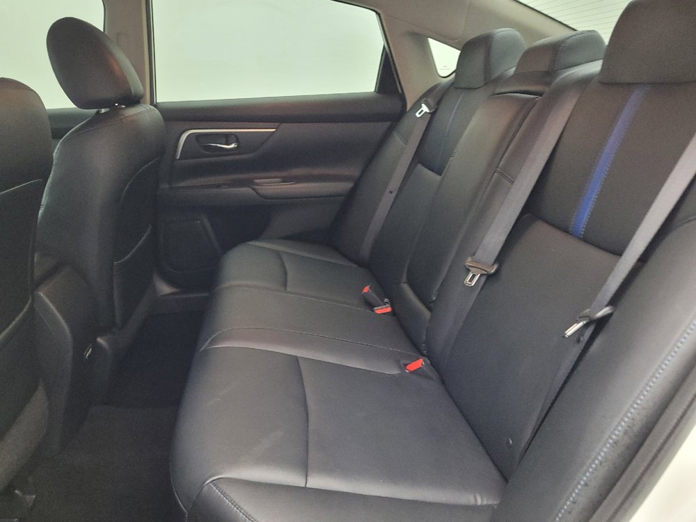 Used 2018 Nissan Altima 2.5 SR w/ SR Midnight Edition FWD image 18